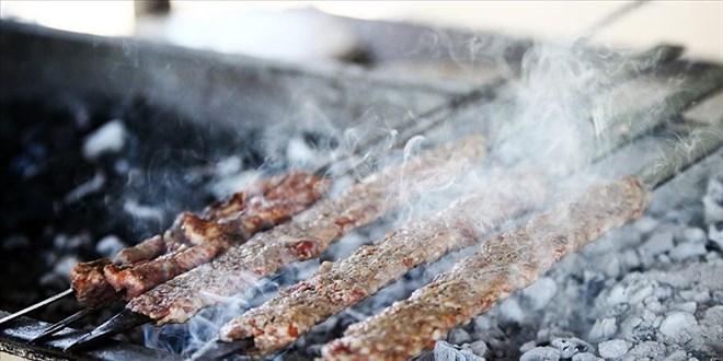 Maç Günü Kebap Siparişleri Şinitzeli Geride Bıraktı