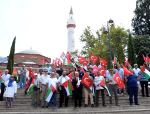 Manisa Milli İrade Platformu İsrail Başbakanı Netanyahu’ya ve Alkış Tutanlara Tepki Gösterdi