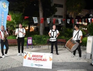 Manisa’da ‘Akustik Yaz Akşamları’ Başladı