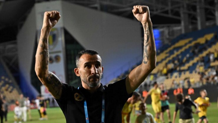 Mehmet Topal’ın Derbi Zaferi Romanya’da Gündem Oldu