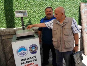 Melikgazi Belediyesi Zabıta Müdürlüğü Kapalı Pazar Yeri’nde Denetim Yaptı