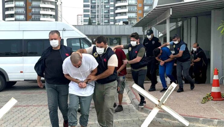 Mersin’de DEAŞ Operasyonunda 9 Şüpheli Adliyeye Sevk Edildi