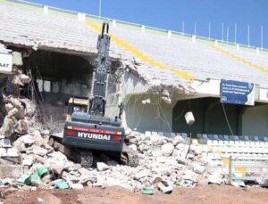 Muğla Atatürk Stadyumu’nda Yıkım Çalışmaları Başladı