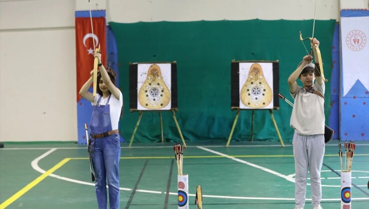 Muş’ta Klâsik Türk Okçuluğu Kursu: Geleceğin Mete Gazoz’ları Yetişiyor