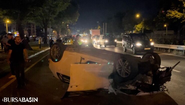 Nilüfer’de Makas Atan Otomobil Taksiye Çarptı, 3 Yaralı