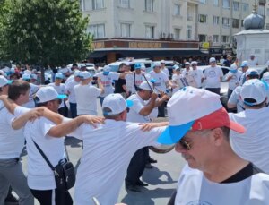 Ofis Memur-Sen Üyeleri Ankara’ya Yürüyüş İçin Toplandı