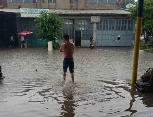 Ordu’da Sağanak Hayatı Felç Etti