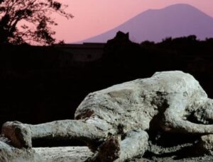 Pompeii’nin Sonunu Sadece Yanardağın Getirmemiş