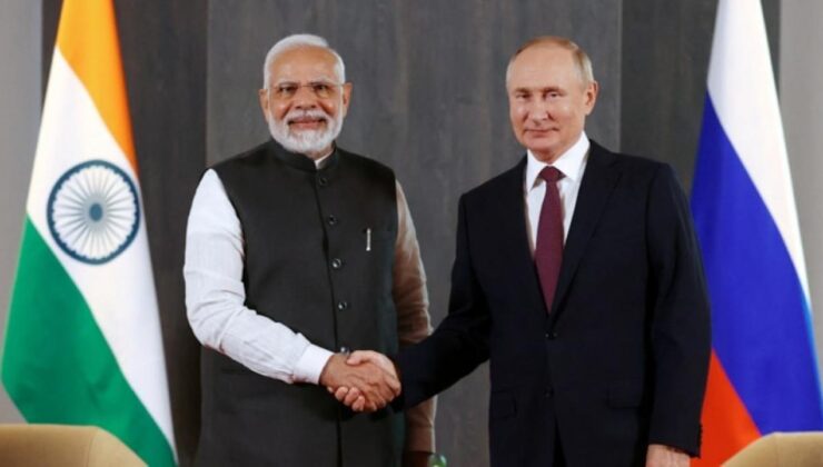 Putin ile Modi, Moskova’da Bir Araya Geldi