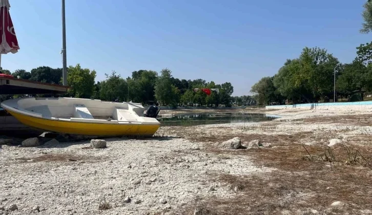 Sakarya Nehri’nin Doğduğu Sakaryabaşı’nda Sular Çekildi