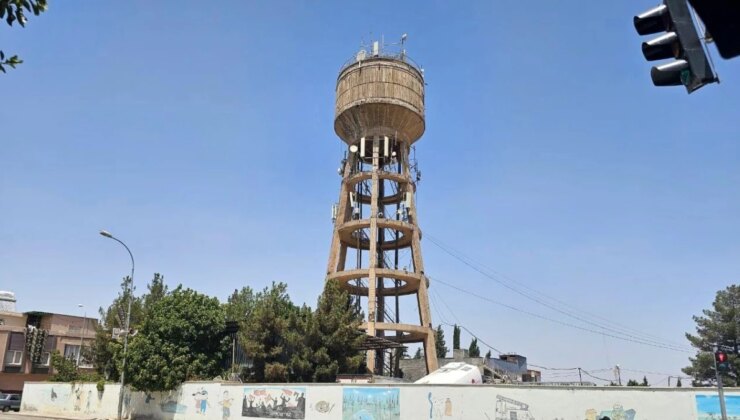 Şanlıurfa’da Belediye Emekçileri İşten Çıkarılmaya Karşı Protesto Etti