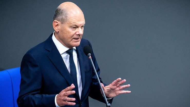 Scholz: Almanya, Rusya-Ukrayna Savaşı’nda Taraf Olmayacak