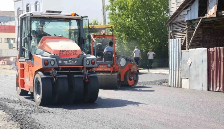 Serdivan’da Sokaklar Bir Bir Yenileniyor