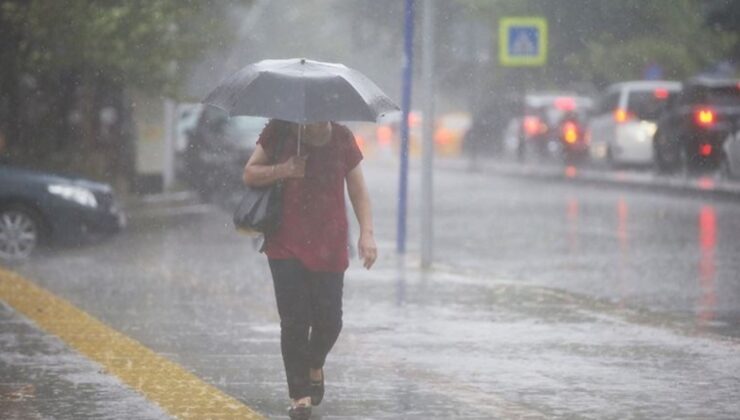 Sıcaklık Düşecek… İstanbul’da Sağanak Yağış Alarmı: Yağmur Kaç Gün Sürecek?