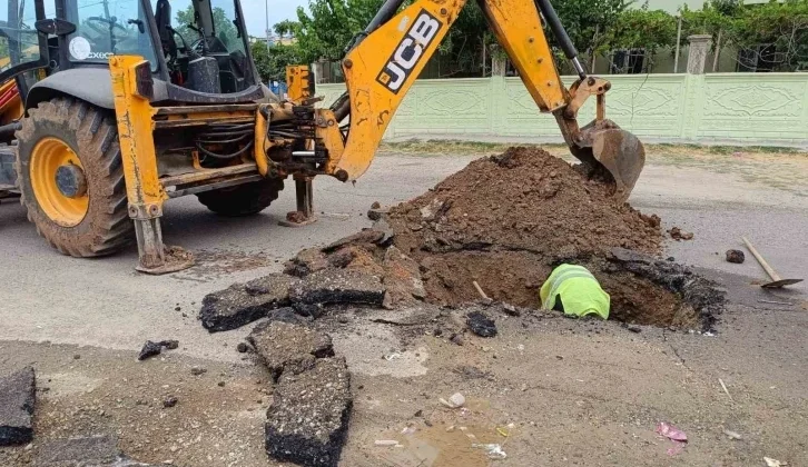 Siirt Belediyesi Altyapı Sorunlarını Gidermeye Devam Ediyor