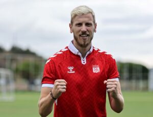 Sivasspor, Sırp Savunma Oyuncusu Radakovic’i Transfer Etti