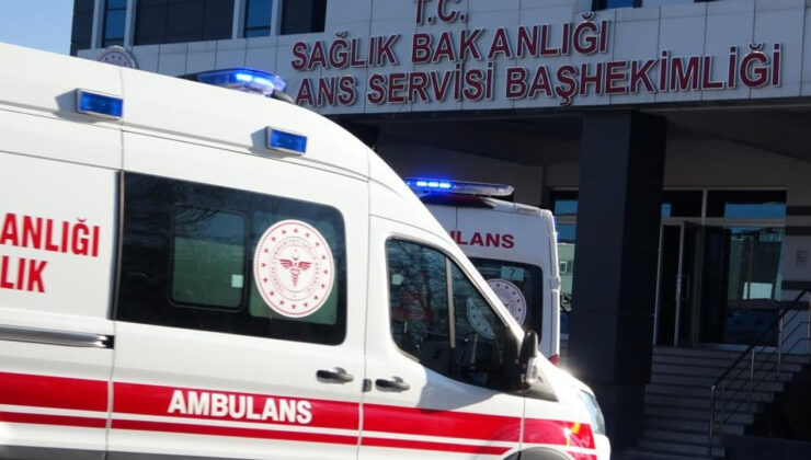 Sivas’ta Hafif Ticari Araç Devrildi: 6 Yaralı