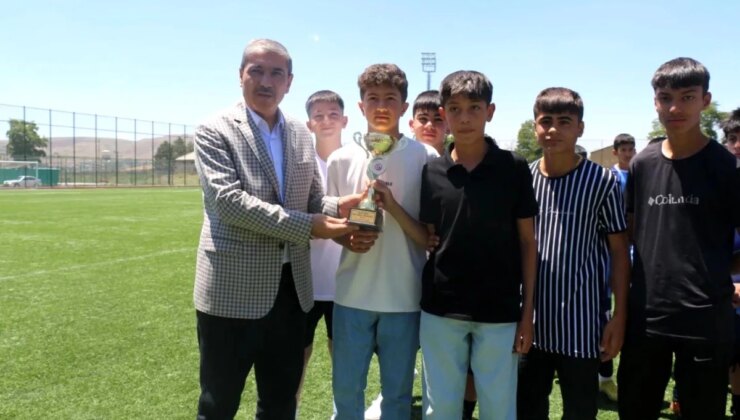 Sivas’ta U11-U13 Futbol Karşılaşmaları Sonuçlandı