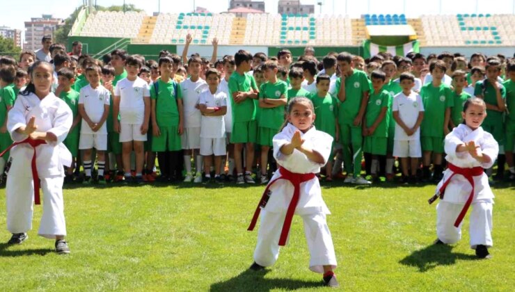 Sivas’ta Yaz Okulları Açıldı