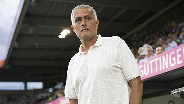 Son Dakika | Fenerbahçe’de Mourinho 2 İsmin Biletini Kesti! Menajeri ile Görüşülecek