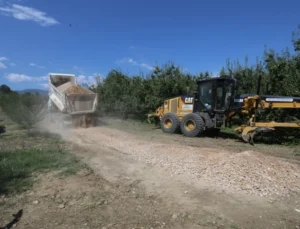 Tarım Topraklarına Ulaşım Ağı Güçleniyor