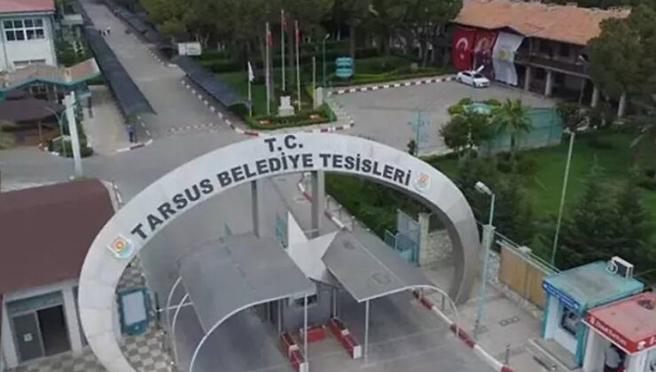 Tarsus Şehir Tiyatrosu Krizi Sürüyor: Mobbing Uygulandığını İddia Eden Sanatkarlar İstifa Etti