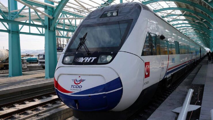 TCDD, Yüksek Hızlı Tren Bilet Fiyatlarına Yüzde 25.6 Oranında Zam Yaptı