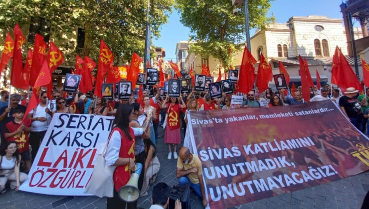 Tkh’den Kadıköy’de Laiklik Yürüyüşü: ‘Şatafata, Tarikata, Saltanata Gerici Müfredata Alışmayacağız’