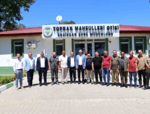 TMO Genel Müdürü Ahmet Güldal, Erzincan’da Hububat Alım Kampanyasını İnceledi