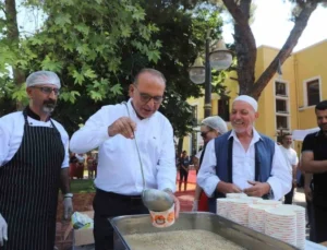 Turgutlu Belediyesinden Aşure Hayrı