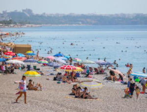 Turist Sayısı İkinci Çeyrekte Yıllık Yüzde 15 Arttı