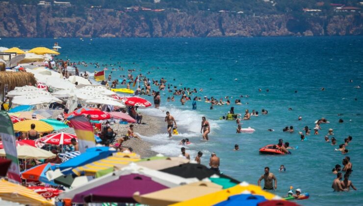 Turizmcilerden Yunan Adası İsyanı! Vatan Haini Olduk