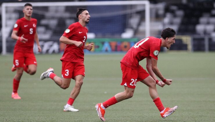 Türkiye 19 Yaş Altı Milli Futbol Ekibi Play-TFF Oynayacak