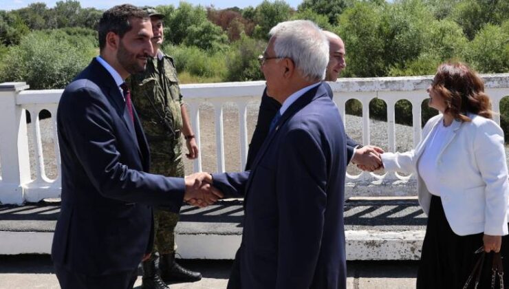 Türkiye-Ermenistan Olağanlaşması; İki Ülkenin Özel Temsilcileri Sınırda El Sıkıştı