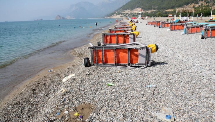 Türkiye’nin Dünyaca Ünlü Kıyısında Üzen Görüntüler! “Yüzerken Köpük Gibi ve Şeffaf Plastikler Üzerimize Geliyor”