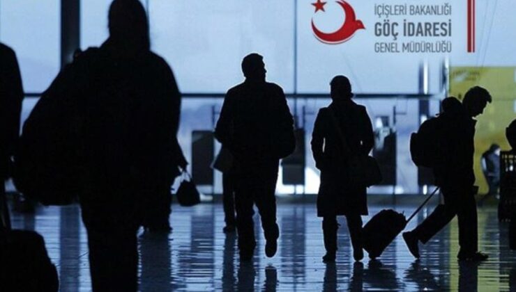 Türkiye’ye Geçen Yıl 316 Bin 456 Kişi Göç Etti