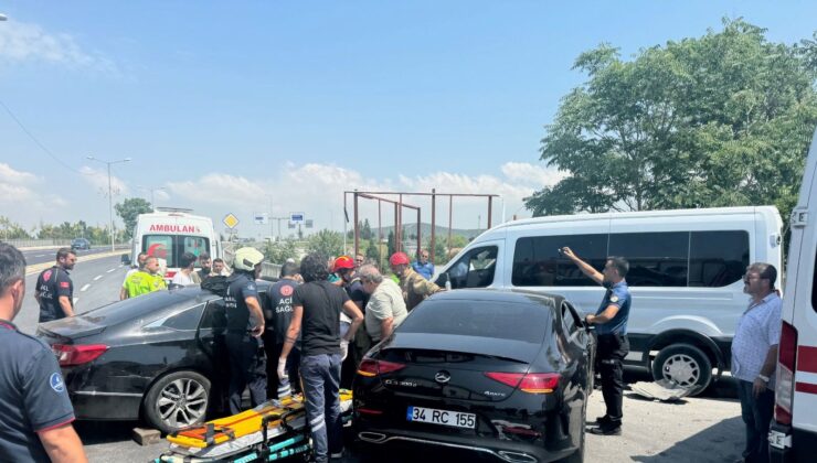 Tuzla’da Feci Kaza! Direksiyon Hakimiyetini Kaybetti, 2’si Çocuk 3 Yaralı