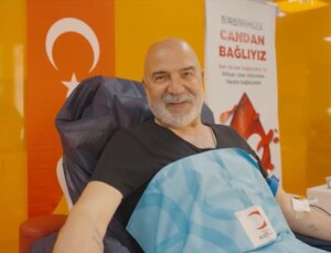 Ünlü Oyuncular Türk Kızılayı Kan Bağışı Kampanyasına Destek Çağrısı Yaptı