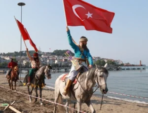 Ünye’de Atlı Şovlar Heyecanı Yaşandı