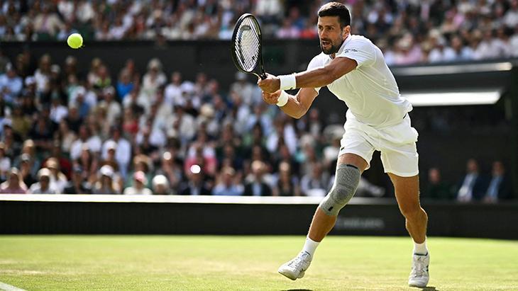 Wimbledon’da Iga Swiatek ve Novak Djokovic Turladı!