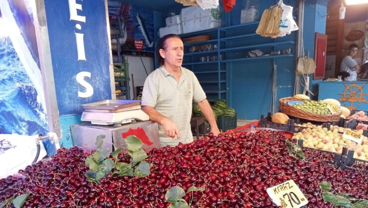 Yaz Mevsimin En Çok Tüketilen Meyvesi! Pazarda Kilosu 80 Liradan Satılıyor, Bu Yıl Üretim Az