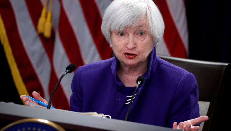 Yellen, Trump’ın Doların ABD İmalatına Zarar Verdiği İddiasını Reddetti