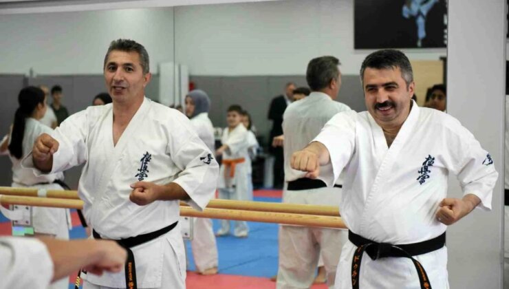 Yıldırım Belediyesi Karate Kurslarında 70 Atlet Kuşak Yükseltti