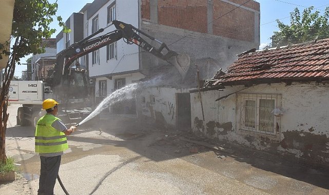 Yıldırım’da Metruk  Binalara Karşı Çalışmalar Devam Ediyor