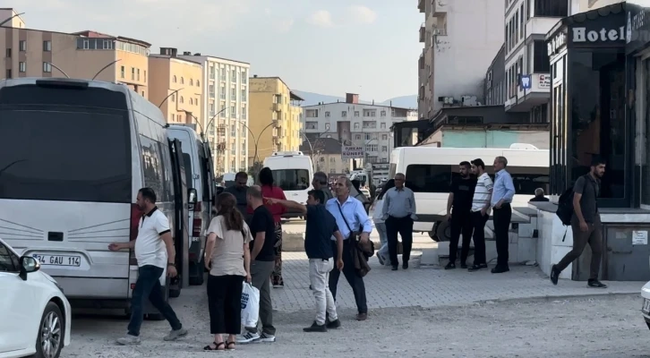 Yüksekovalı Vatandaşlardan Yeni Otogar Çağrısı