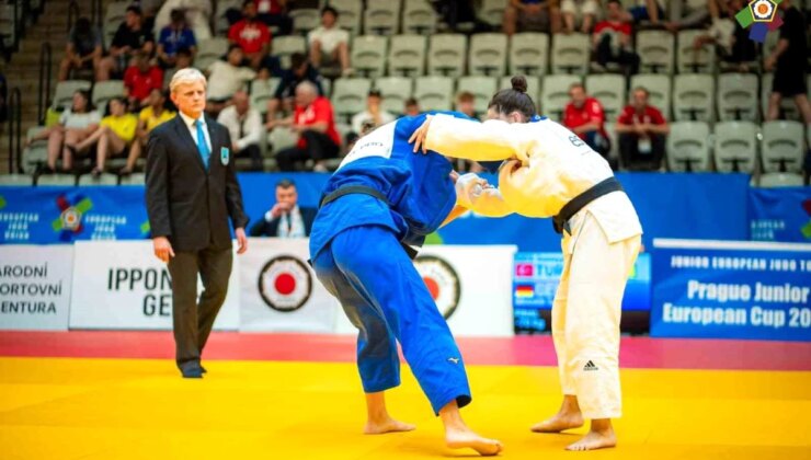 Yunusemre Belediyespor’un Milli Judocusu Sümeyye Kaya, Gençler Avrupa Judo Kupası’nda Altın Madalya Kazandı