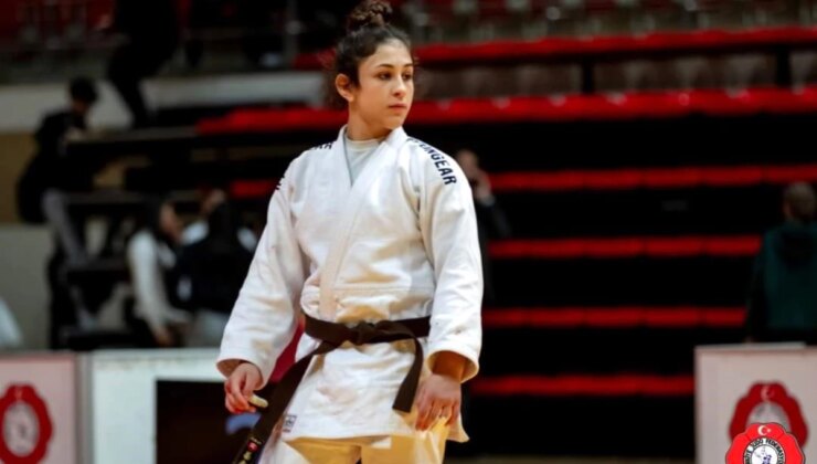 Zeynep Öztürk’ün de Yer Aldığı Judo Ümit Milli Grubu İkinci Oldu