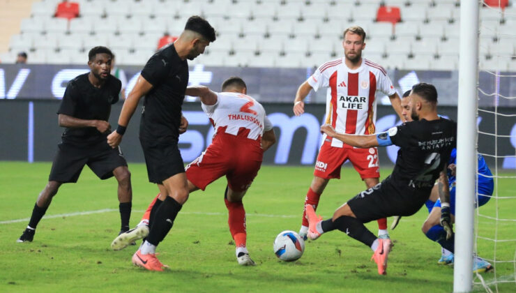 Antalyaspor Geriden Gelip 90+1’de Kazandı