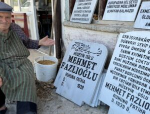 Bartın’da 62 Yıllık Mezar Taşı Ustası Kendisi İçin 2 Ayrı Mezar Taşı Yaptı