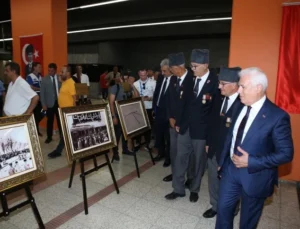 Bursa Büyükşehir’den ‘Hepimizin Zaferi’ Fotoğraf Standı